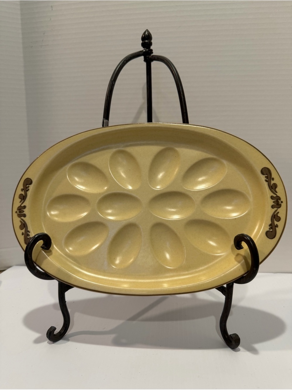 PFALTZGRAFF FOLK ART DEVILED EGG PLATE / PLATTER
